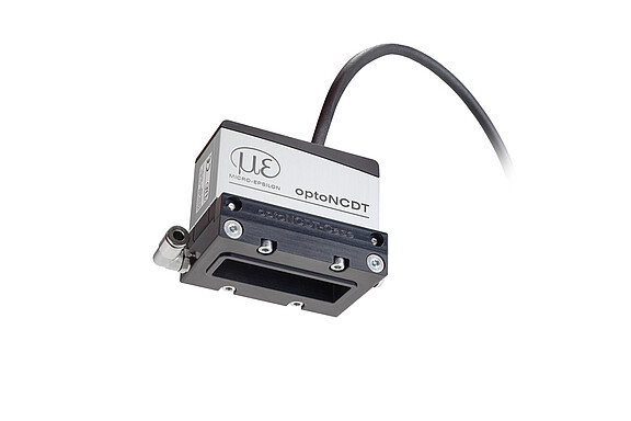 Laser sensor with protective housing